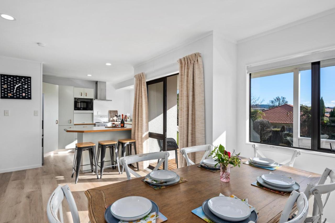 Family Perfect, Winter Getaway, Secure Yard, Parking, Mountain Bikes, Arcade Villa Rotorua Exterior foto