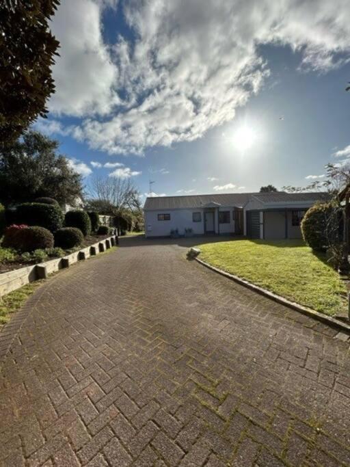 Family Perfect, Winter Getaway, Secure Yard, Parking, Mountain Bikes, Arcade Villa Rotorua Exterior foto